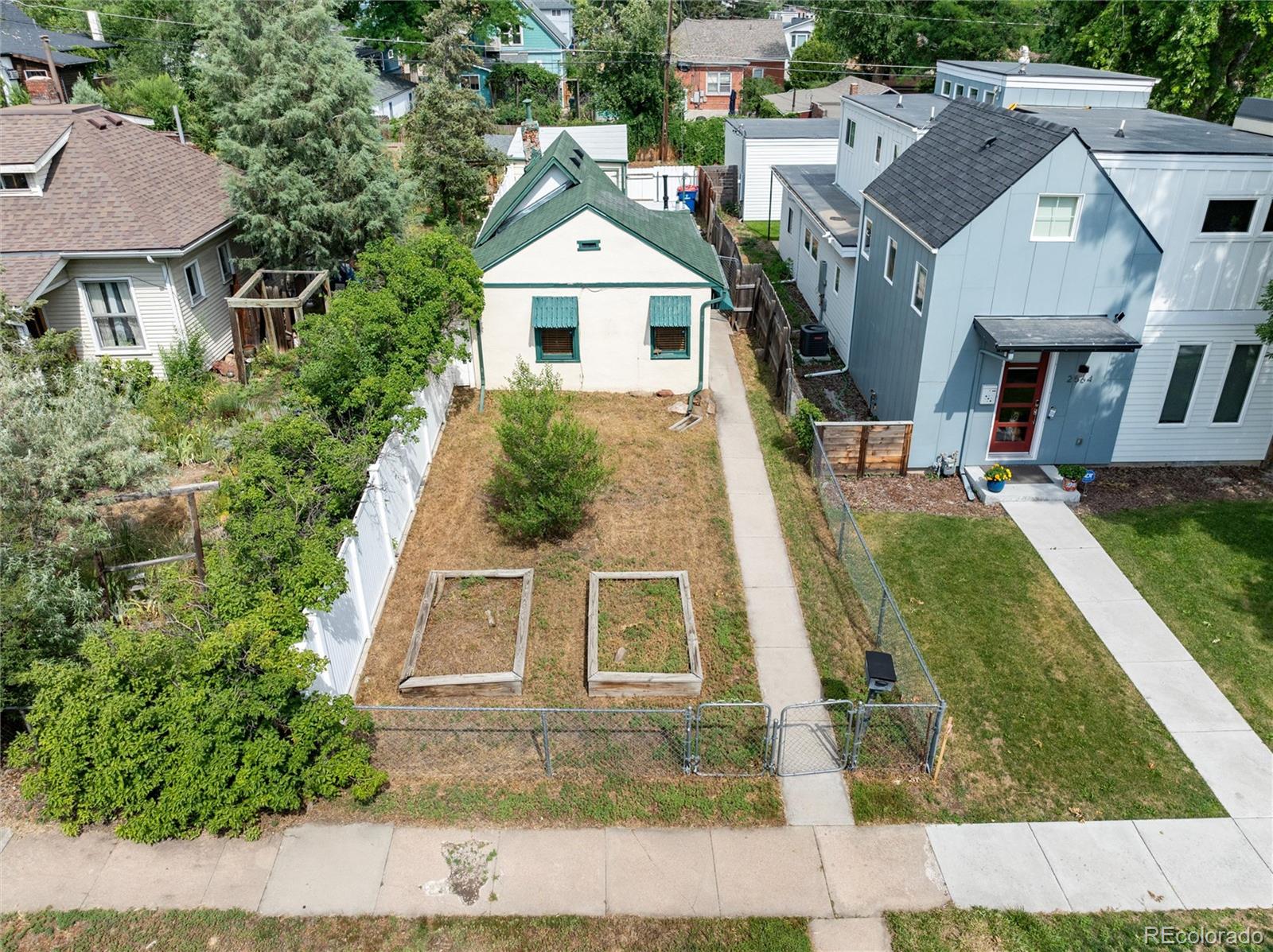 MLS Image #14 for 2568  eaton street,denver, Colorado