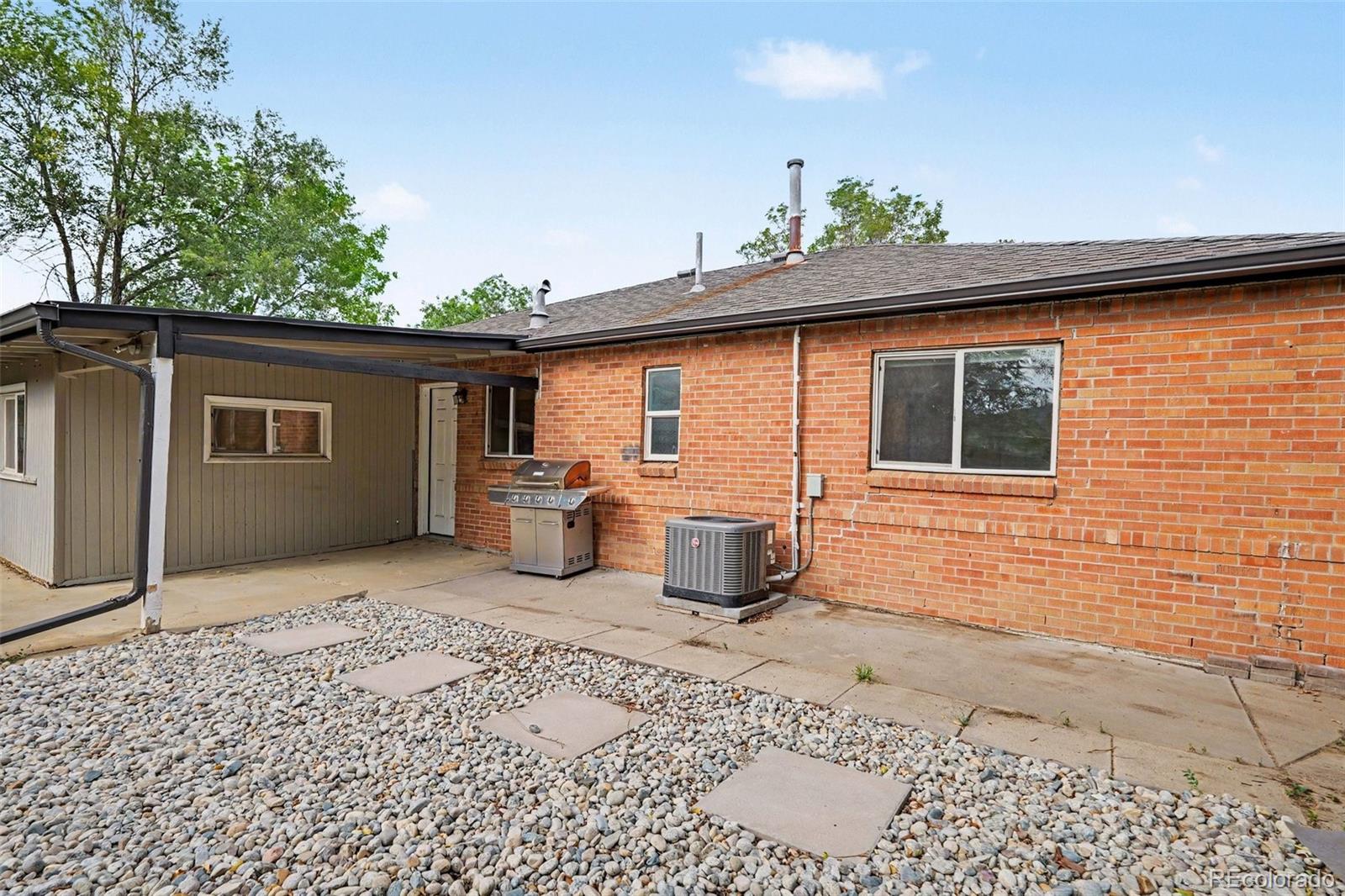 MLS Image #19 for 931  tucson street,aurora, Colorado