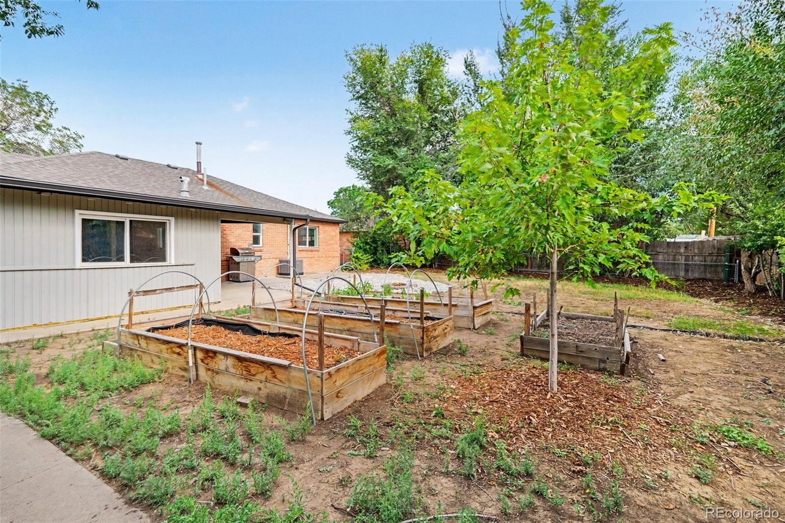 MLS Image #21 for 931  tucson street,aurora, Colorado