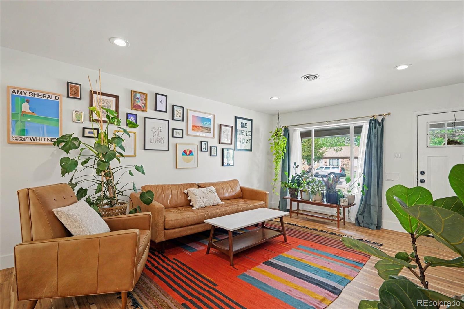 MLS Image #3 for 931  tucson street,aurora, Colorado