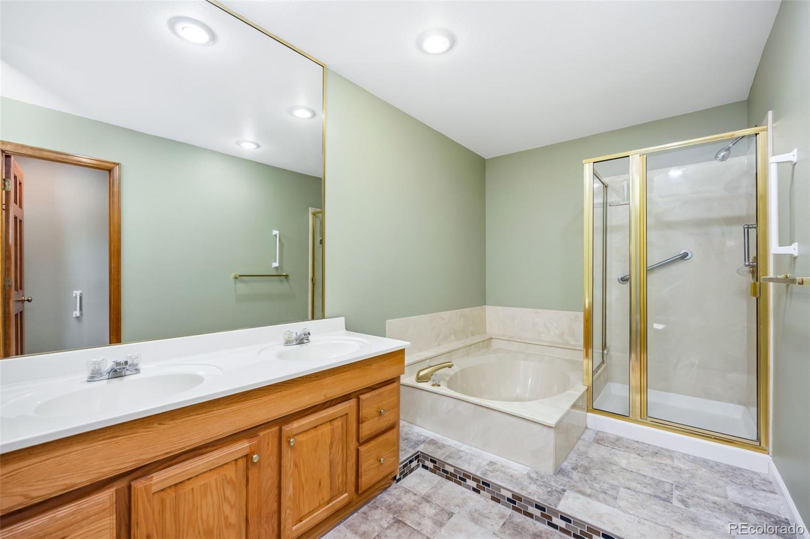 MLS Image #10 for 7705 s cove circle,littleton, Colorado