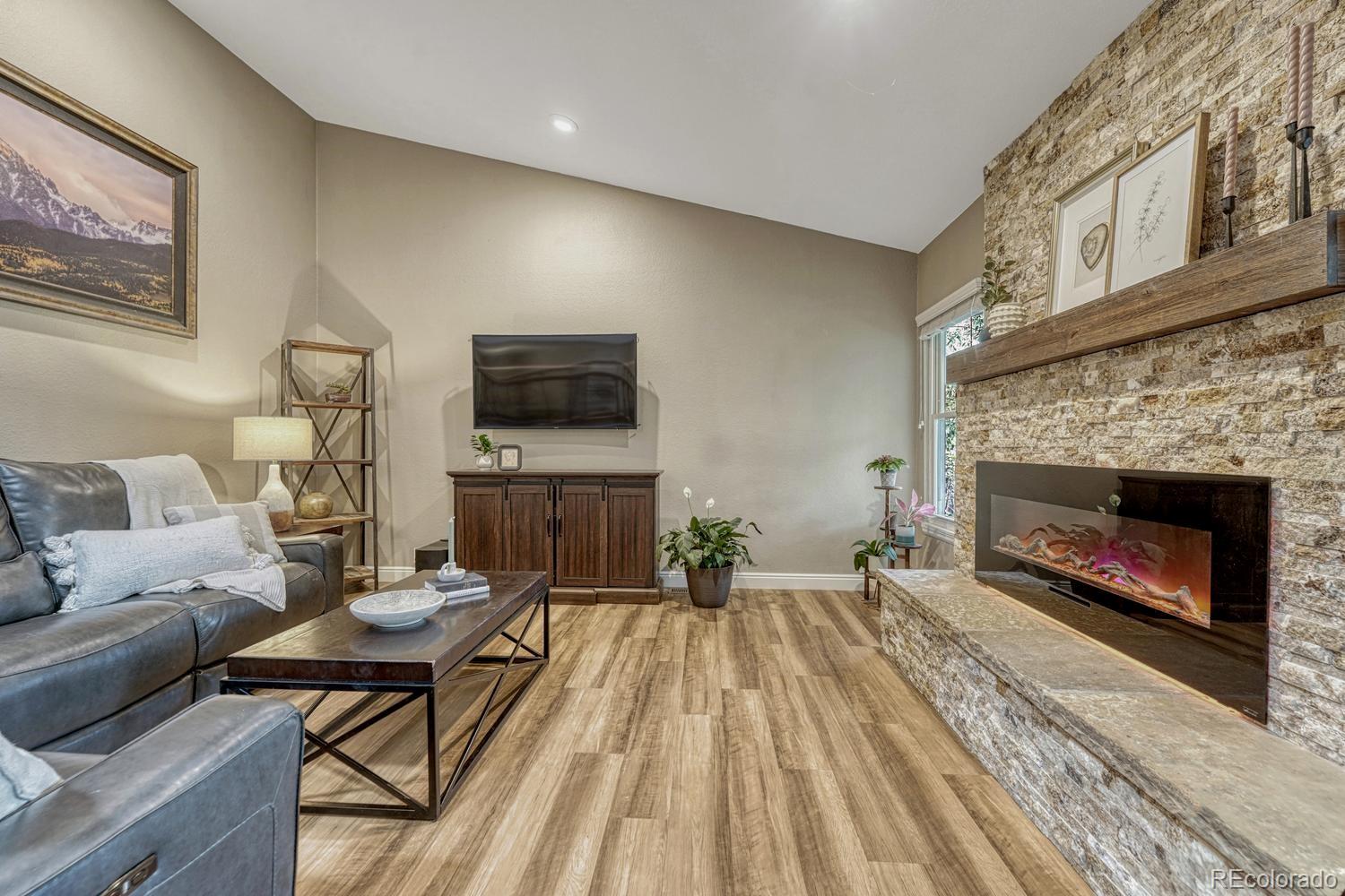 MLS Image #2 for 3960  vondelpark place,colorado springs, Colorado