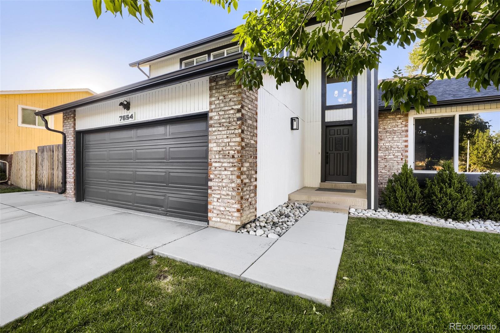 MLS Image #3 for 7654 w ontario place,littleton, Colorado