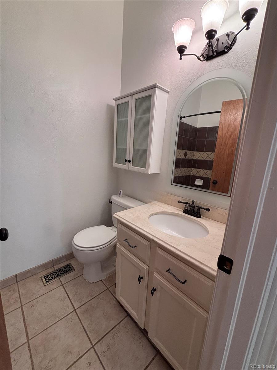 MLS Image #9 for 9610 w chatfield avenue,littleton, Colorado