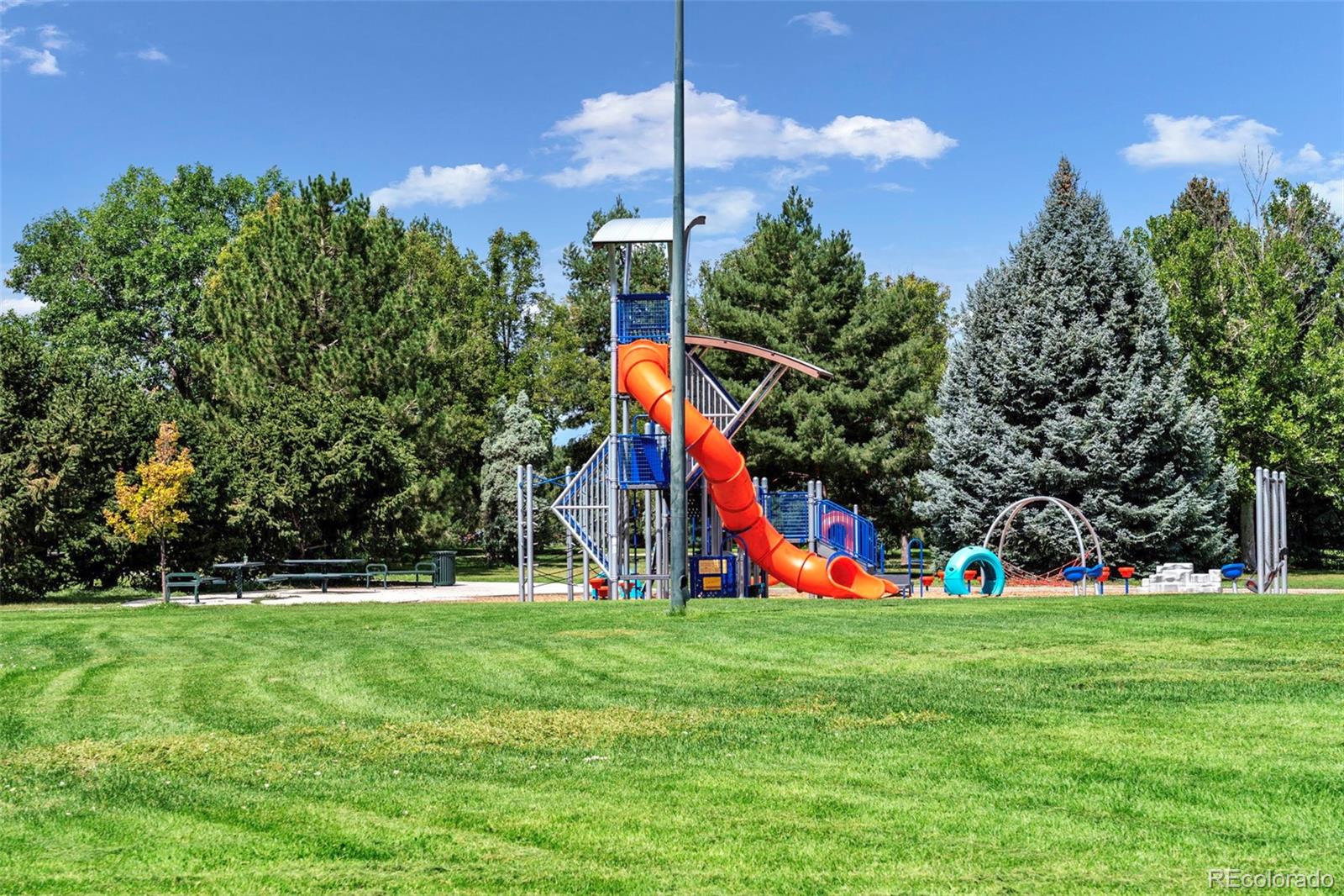 MLS Image #25 for 2270  poplar street,denver, Colorado
