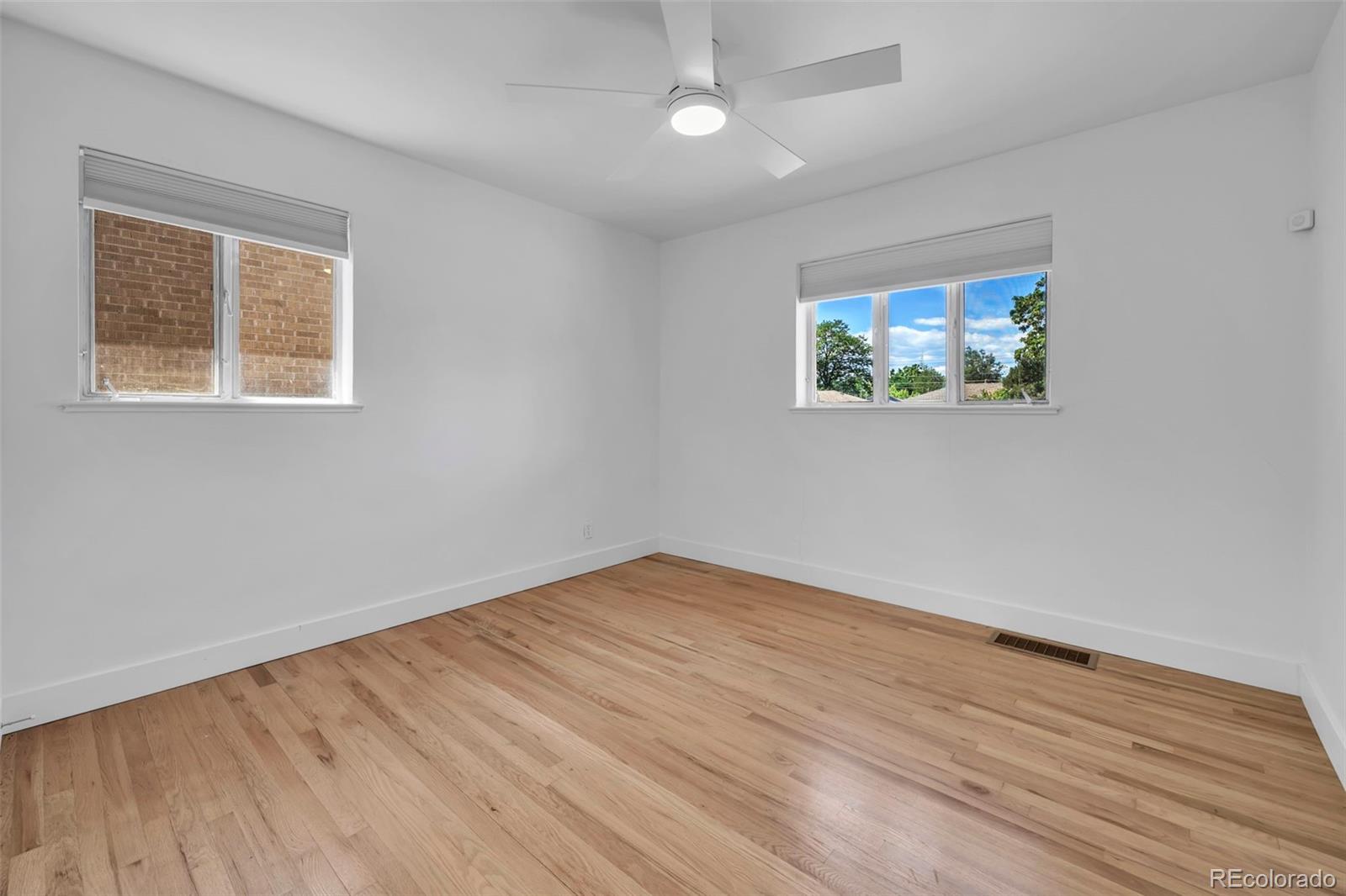 MLS Image #8 for 2270  poplar street,denver, Colorado
