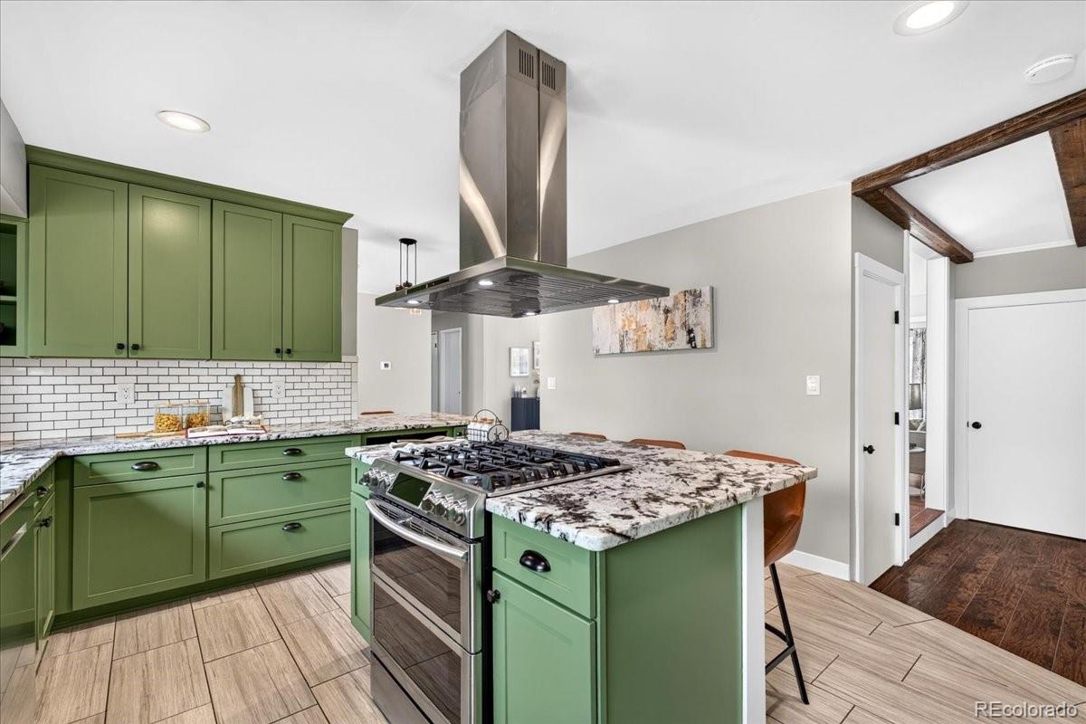 MLS Image #11 for 1868 s alkire court,lakewood, Colorado