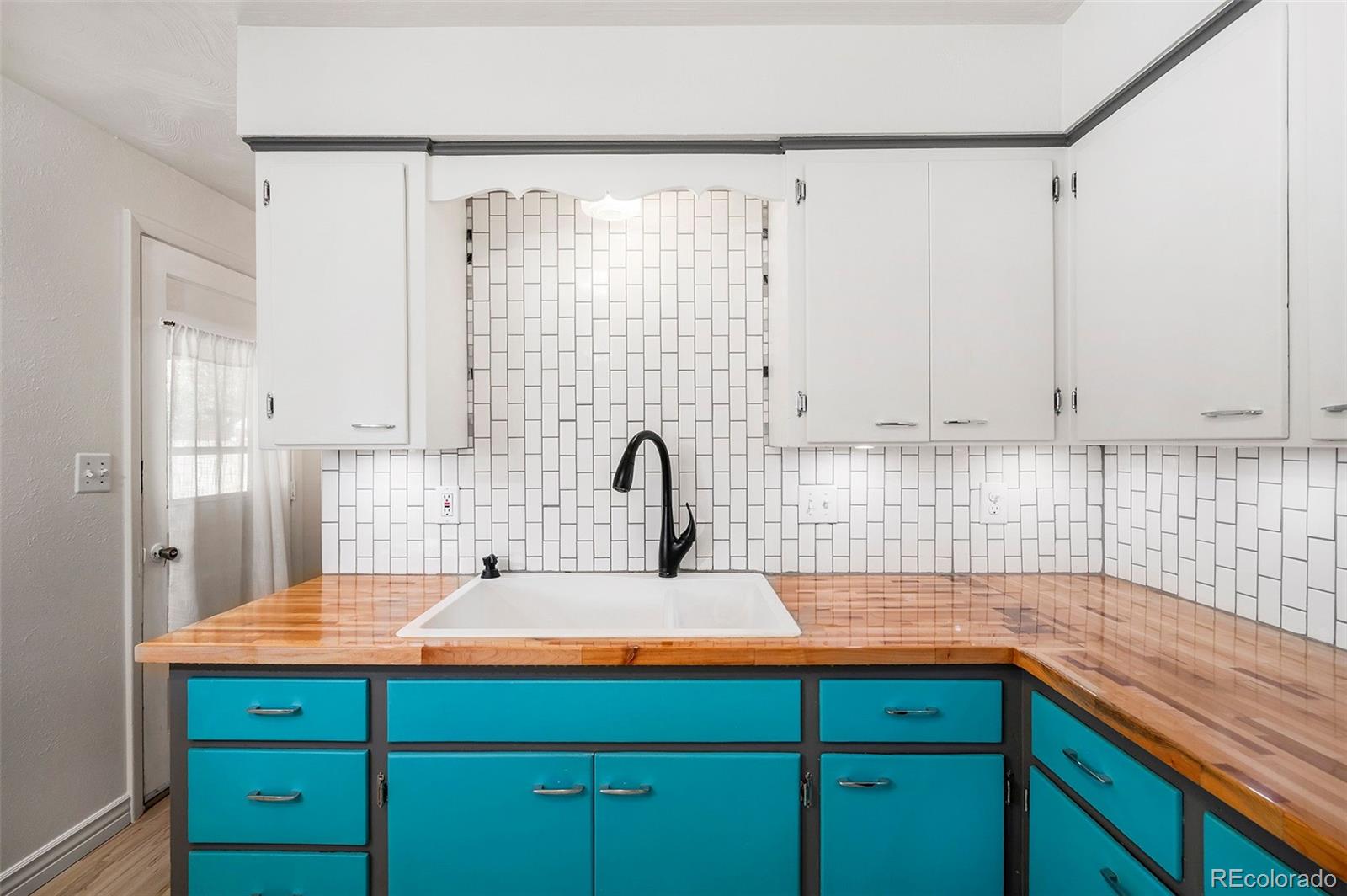 MLS Image #10 for 9  elizabeth court,longmont, Colorado