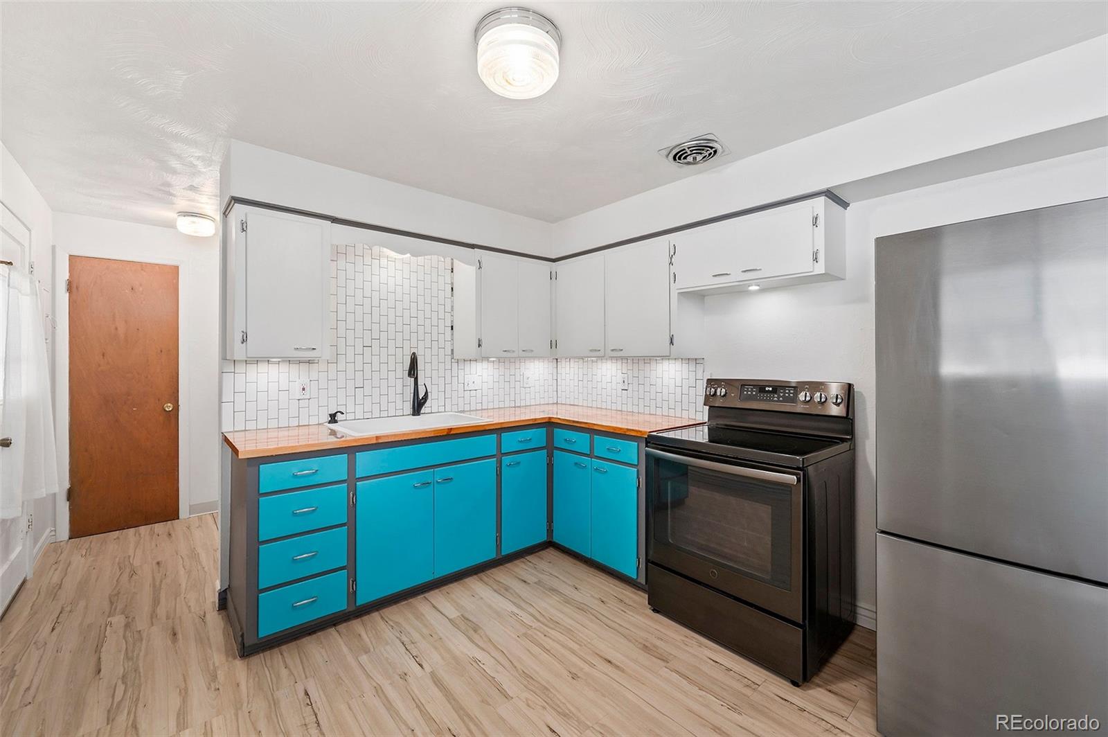 MLS Image #8 for 9  elizabeth court,longmont, Colorado