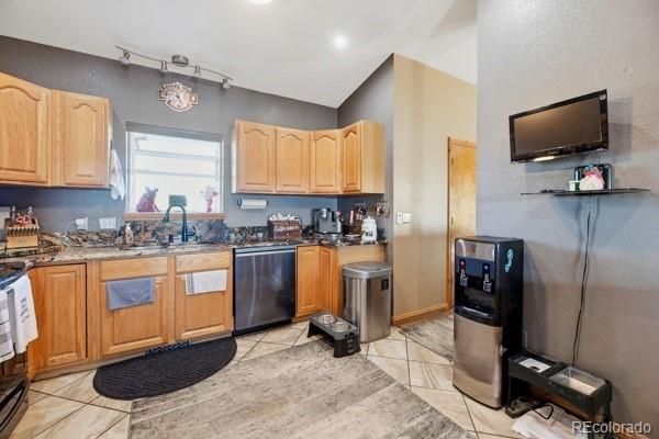 MLS Image #5 for 44310  homestead road,elizabeth, Colorado