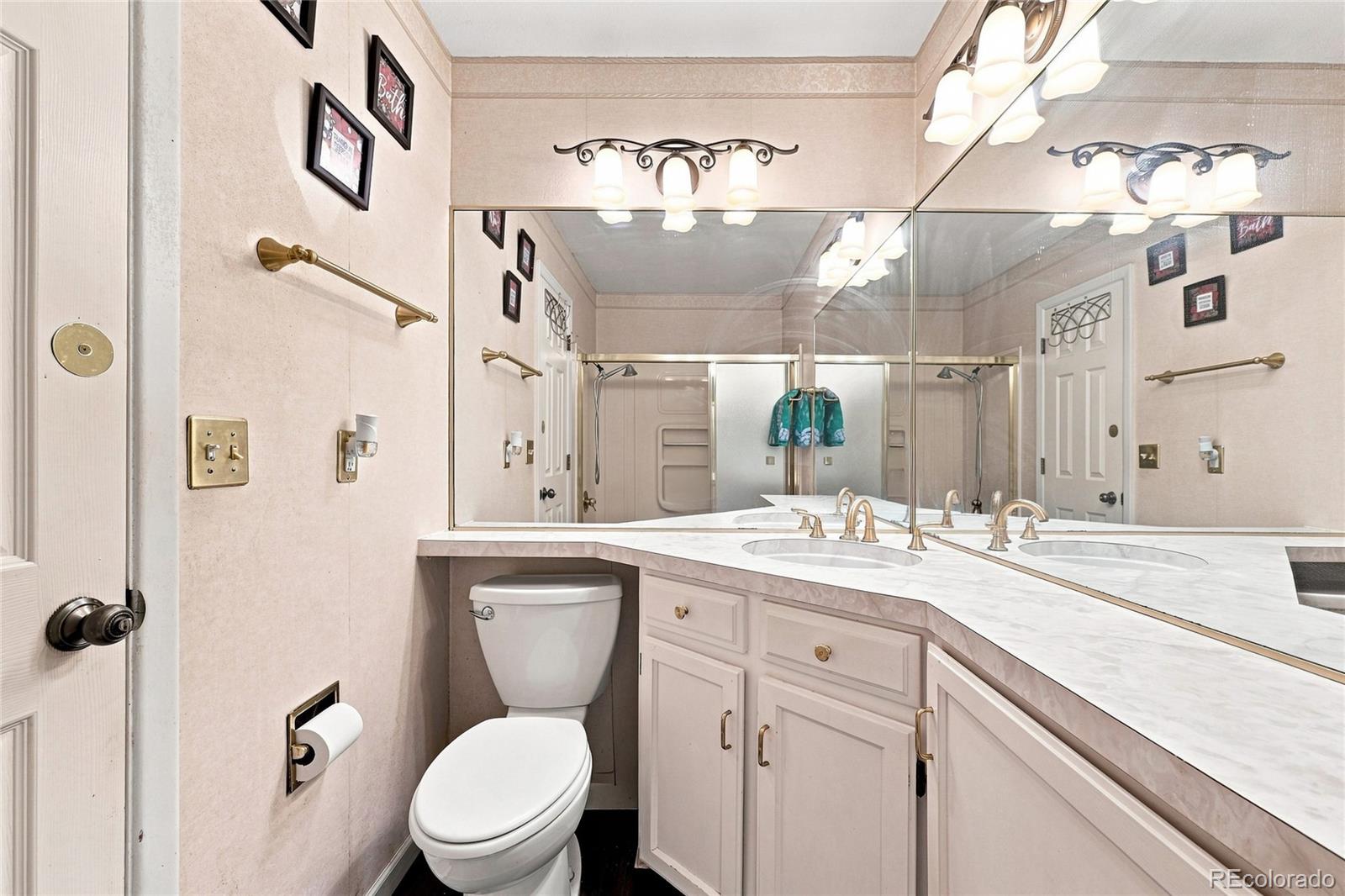 MLS Image #4 for 2811 s ursula court,aurora, Colorado