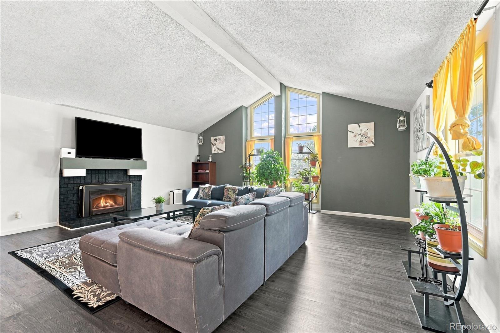 MLS Image #5 for 2811 s ursula court,aurora, Colorado