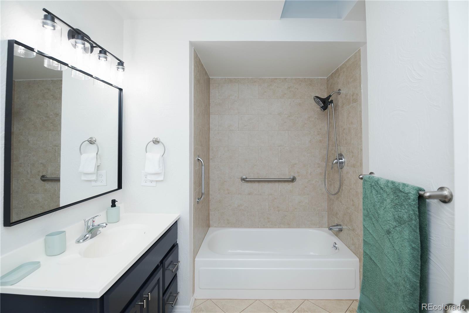 MLS Image #14 for 1961 s ivory way,aurora, Colorado