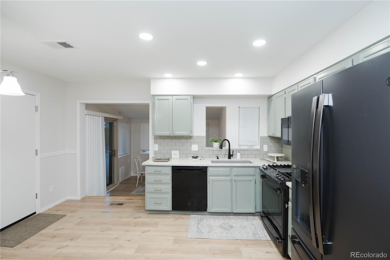 MLS Image #4 for 1961 s ivory way,aurora, Colorado