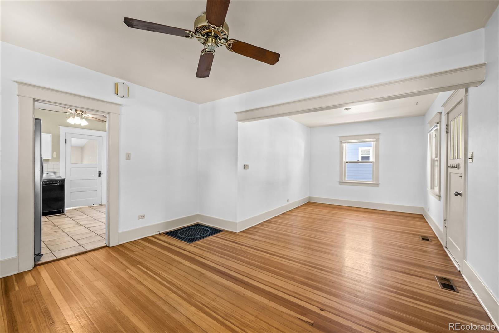 MLS Image #11 for 2080 s emerson street,denver, Colorado