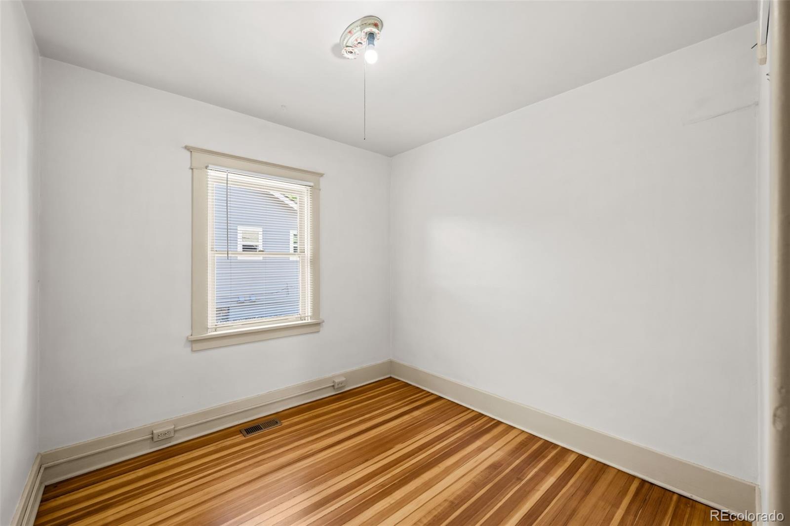 MLS Image #19 for 2080 s emerson street,denver, Colorado