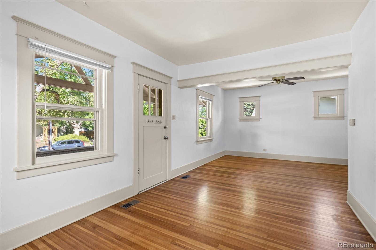 MLS Image #8 for 2080 s emerson street,denver, Colorado