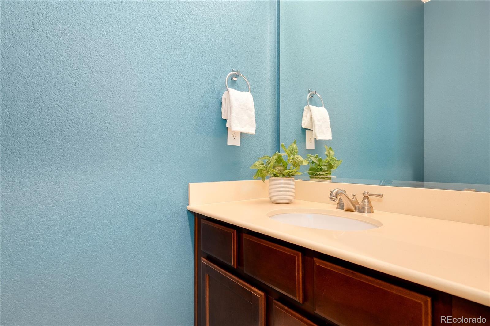 MLS Image #10 for 7166 w evans avenue,denver, Colorado