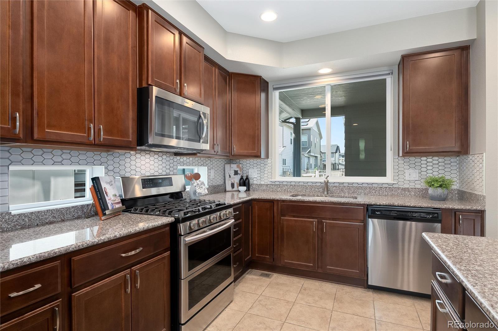 MLS Image #7 for 7166 w evans avenue,denver, Colorado
