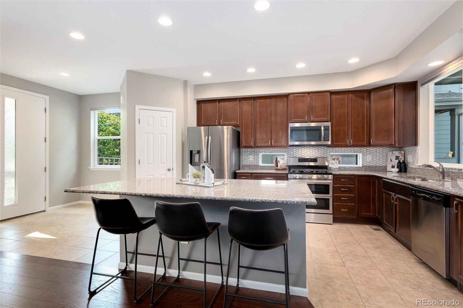 MLS Image #9 for 7166 w evans avenue,denver, Colorado