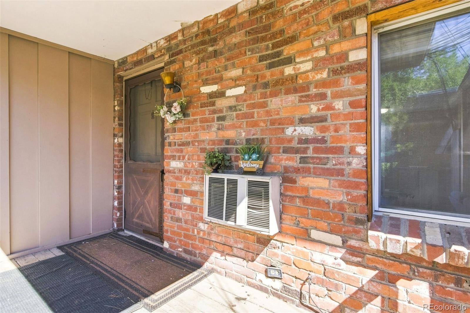 MLS Image #1 for 1525 s holly street,denver, Colorado