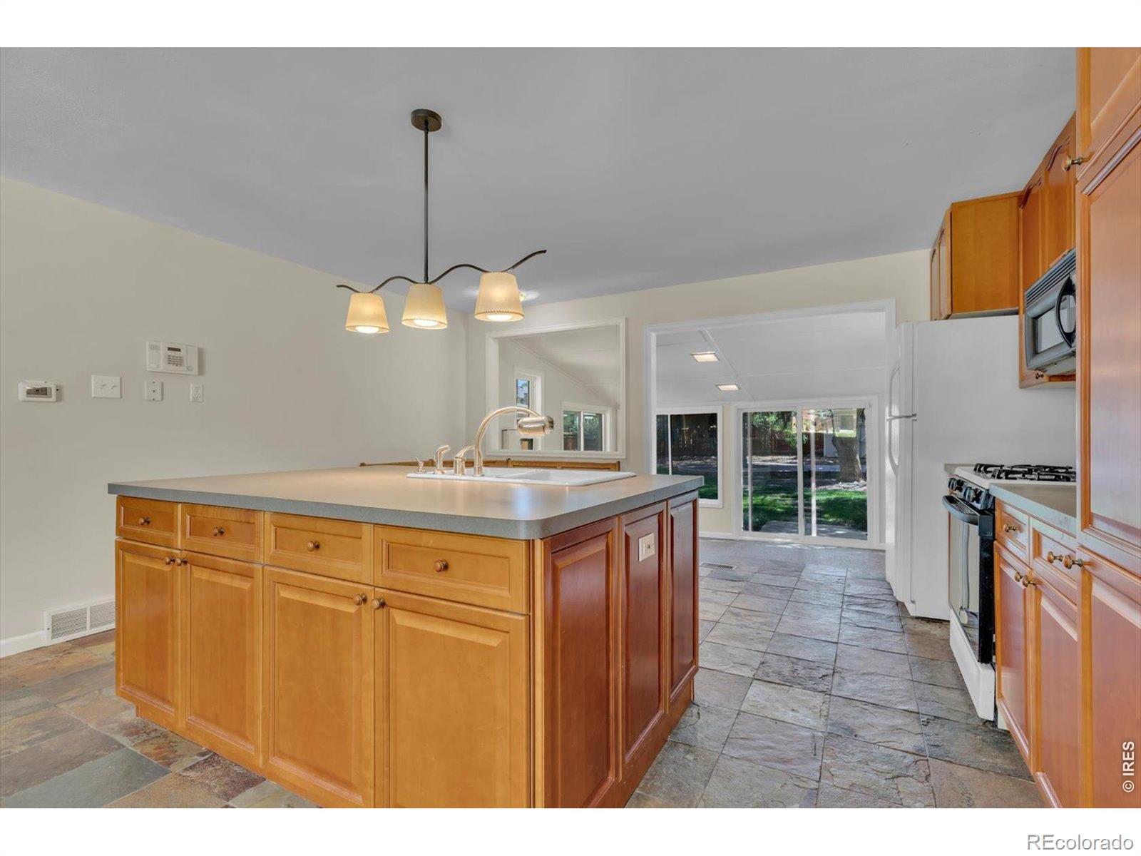 MLS Image #13 for 388  lafayette street,louisville, Colorado