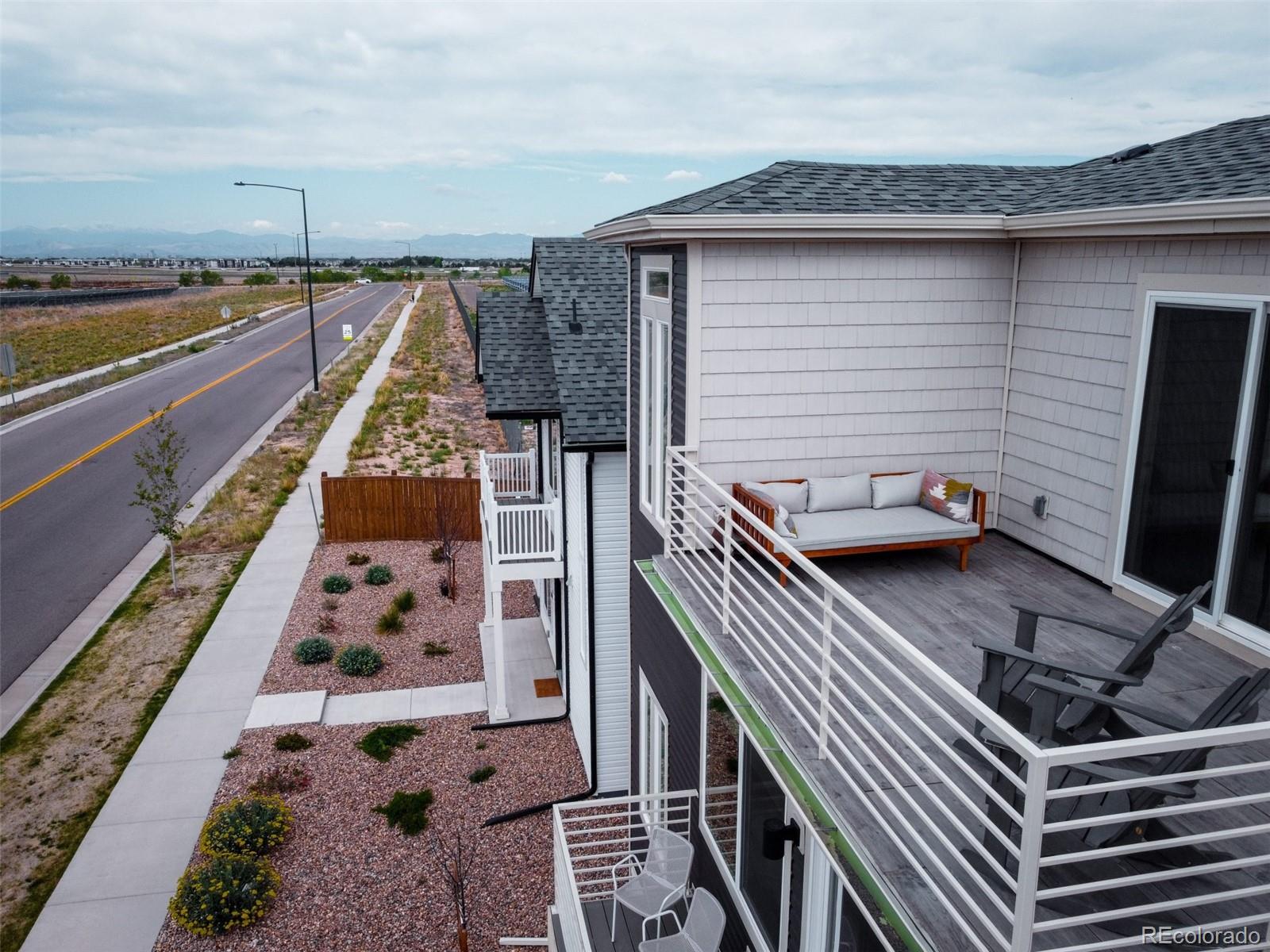 MLS Image #19 for 18057 e 51st avenue,denver, Colorado
