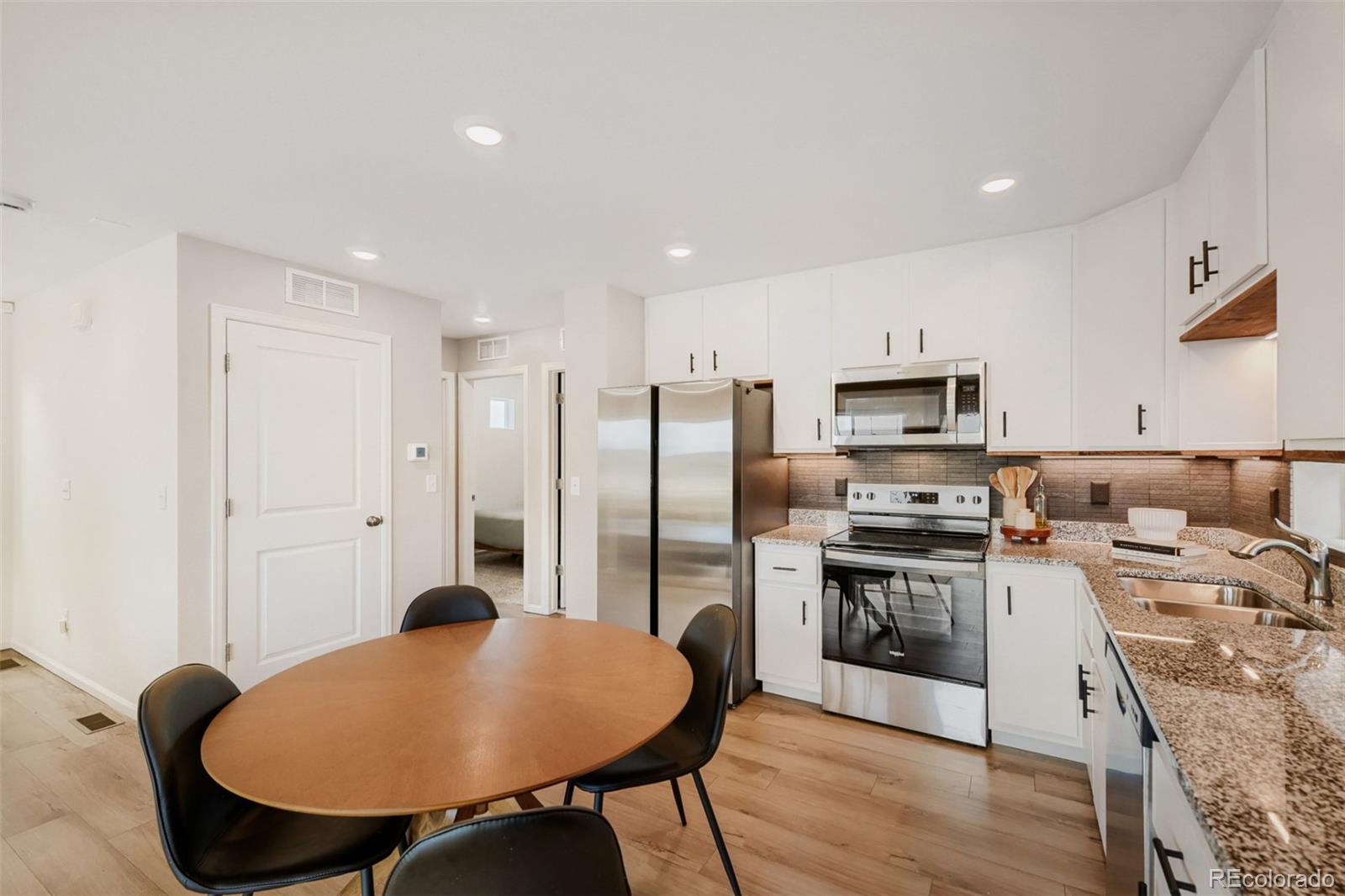 MLS Image #7 for 18057 e 51st avenue,denver, Colorado