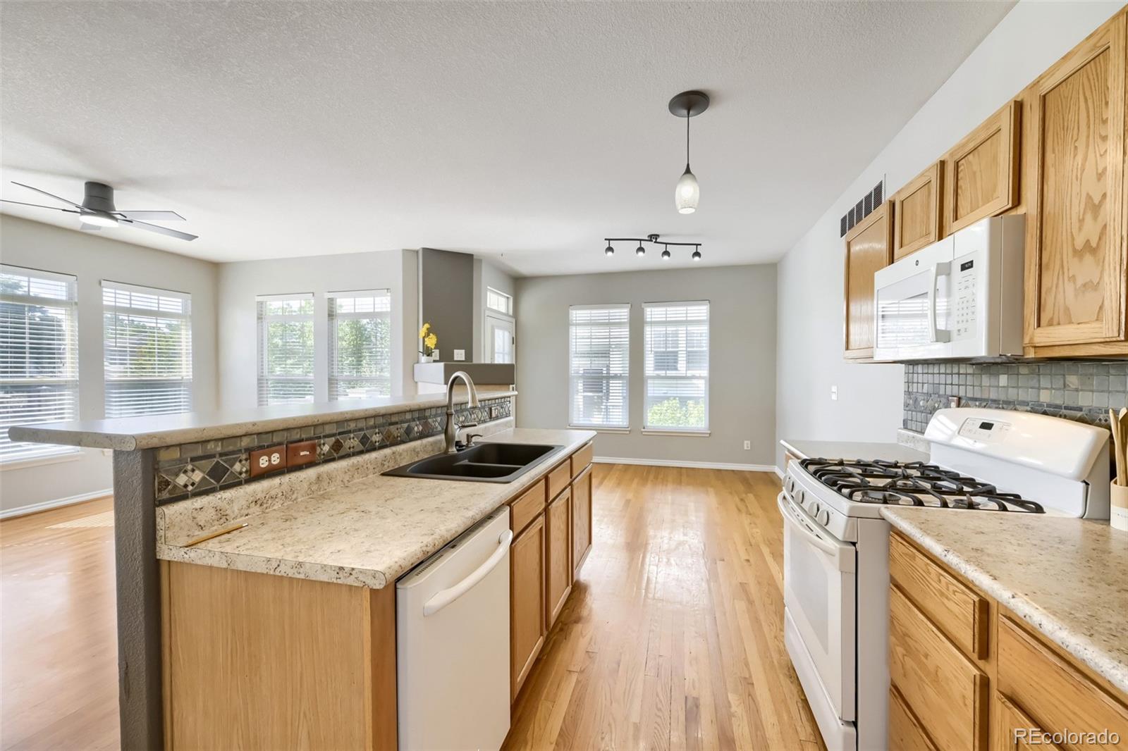MLS Image #11 for 3000 e 112th avenue,northglenn, Colorado