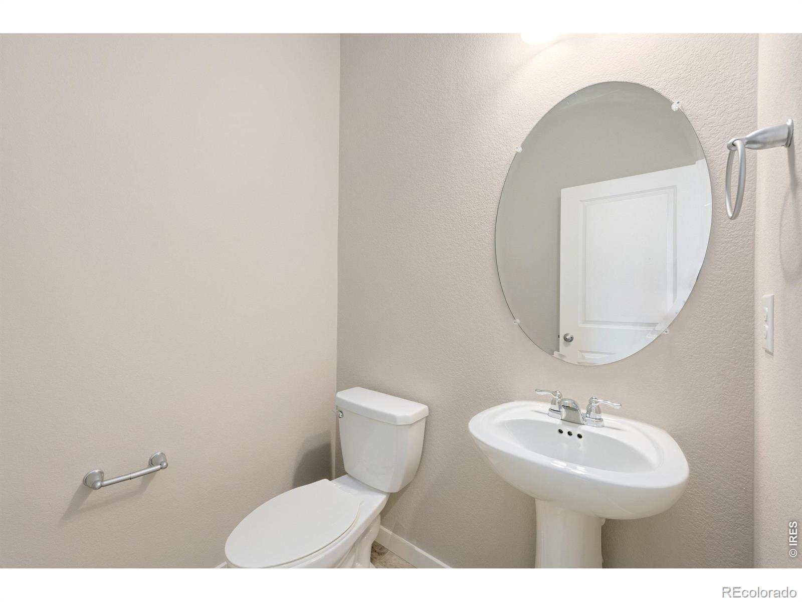 MLS Image #10 for 2595  wren drive,johnstown, Colorado