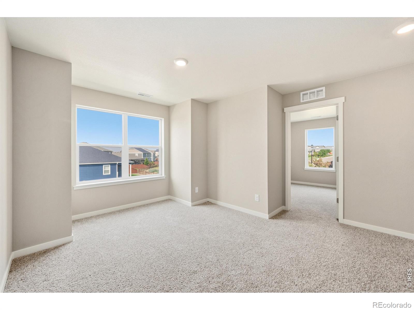 MLS Image #11 for 2595  wren drive,johnstown, Colorado