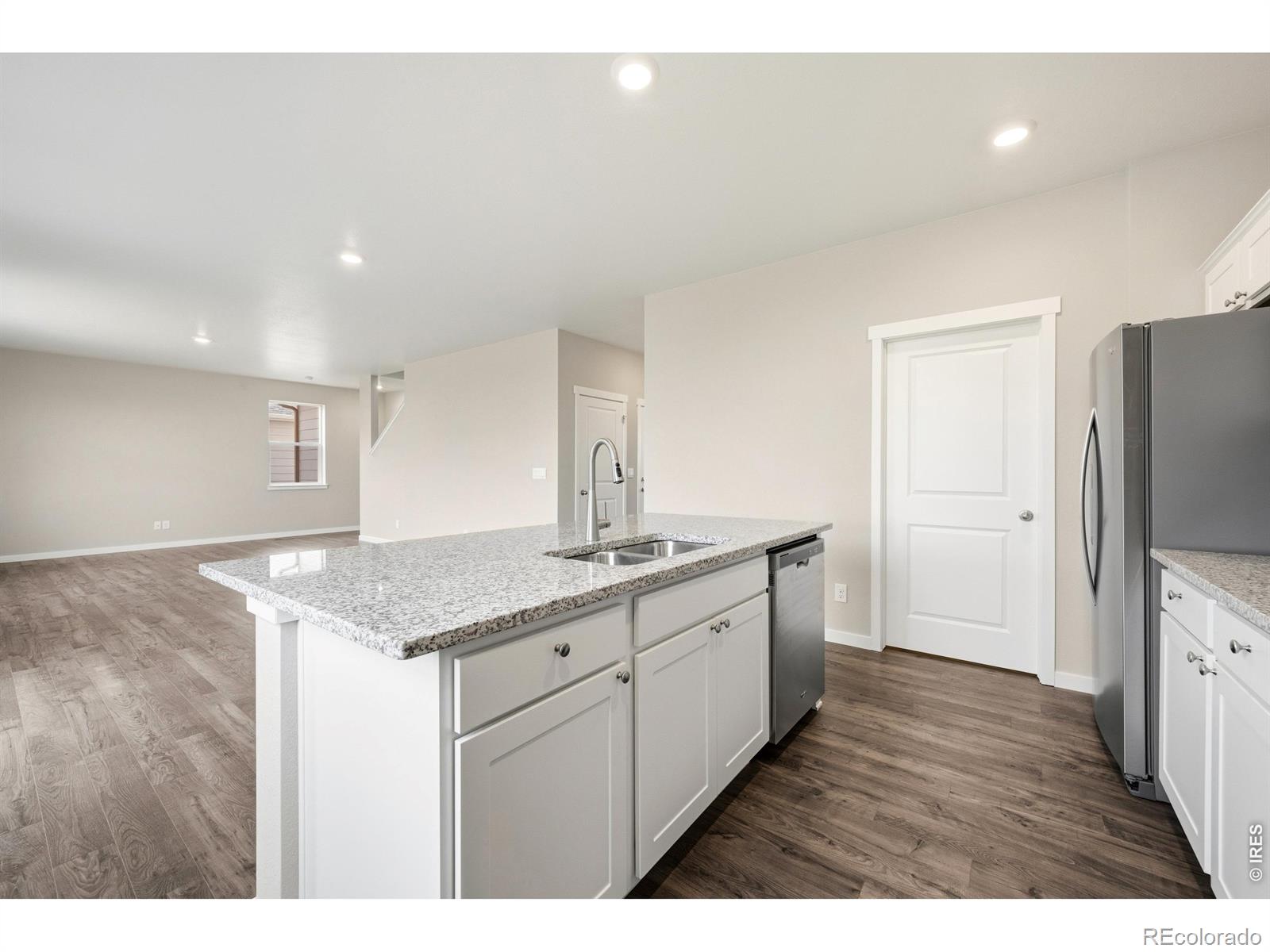 MLS Image #8 for 2595  wren drive,johnstown, Colorado