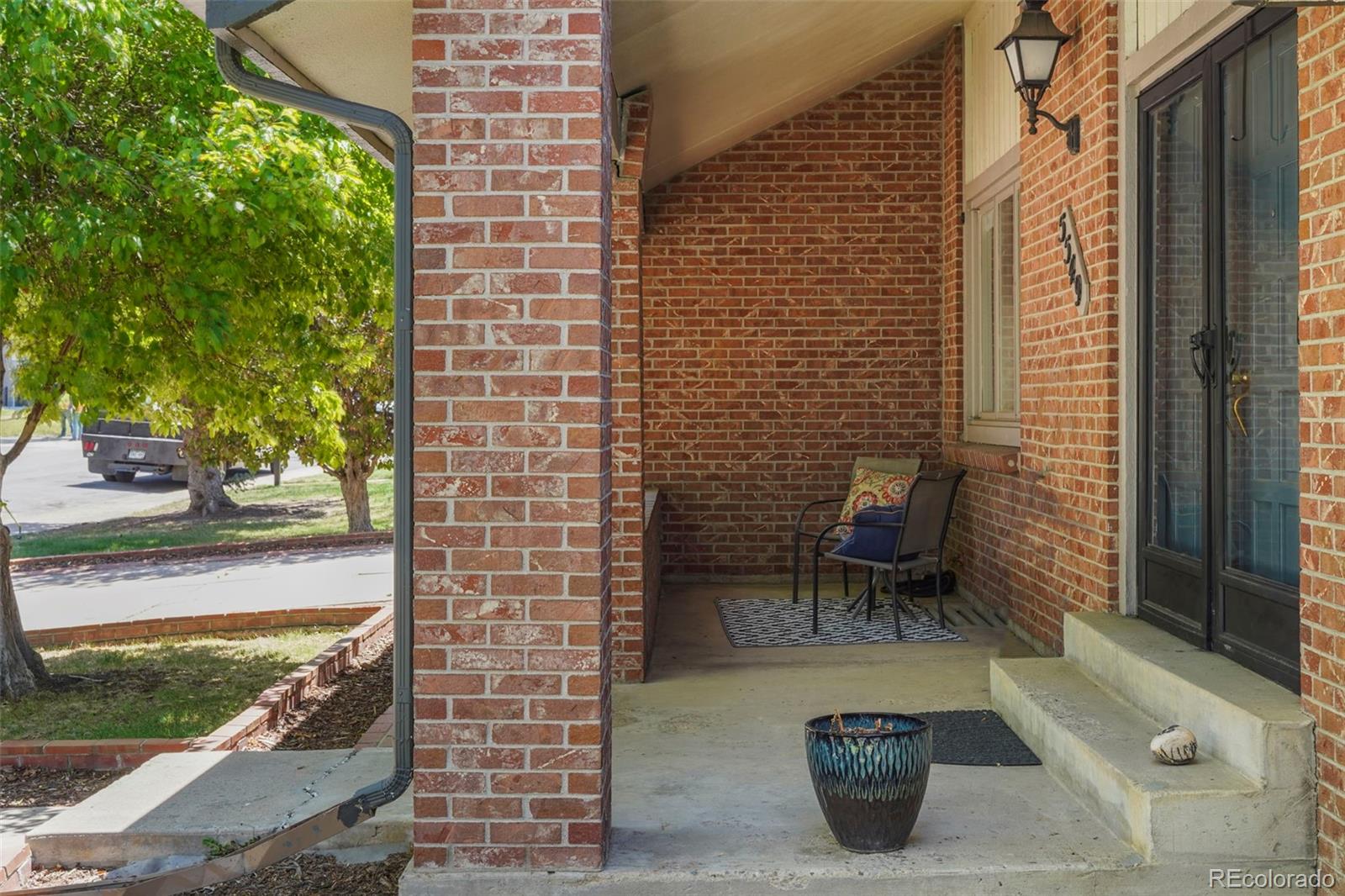 MLS Image #3 for 5549 s hanover way,englewood, Colorado