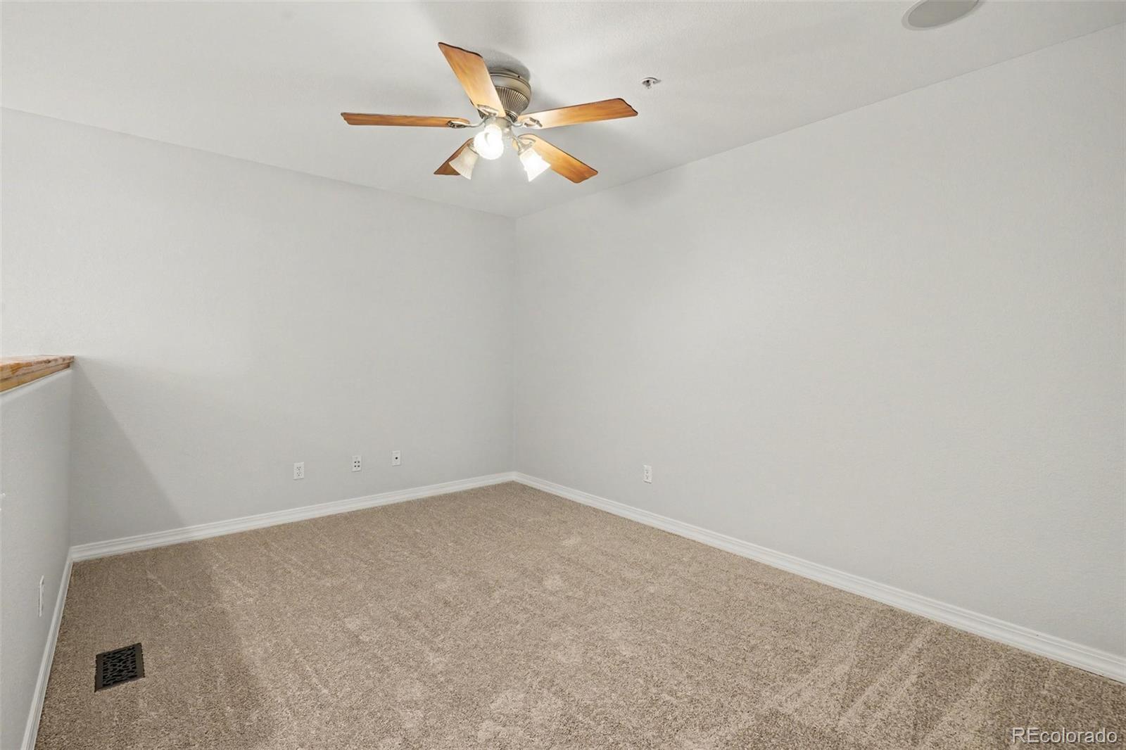 MLS Image #28 for 23510  alamo place c,aurora, Colorado