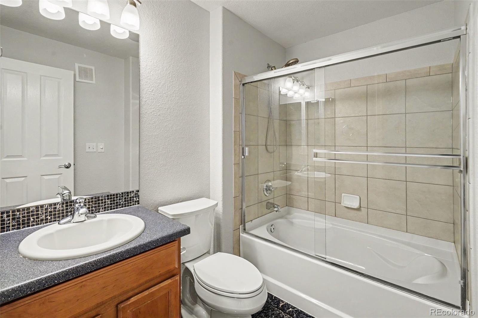 MLS Image #35 for 23510  alamo place c,aurora, Colorado