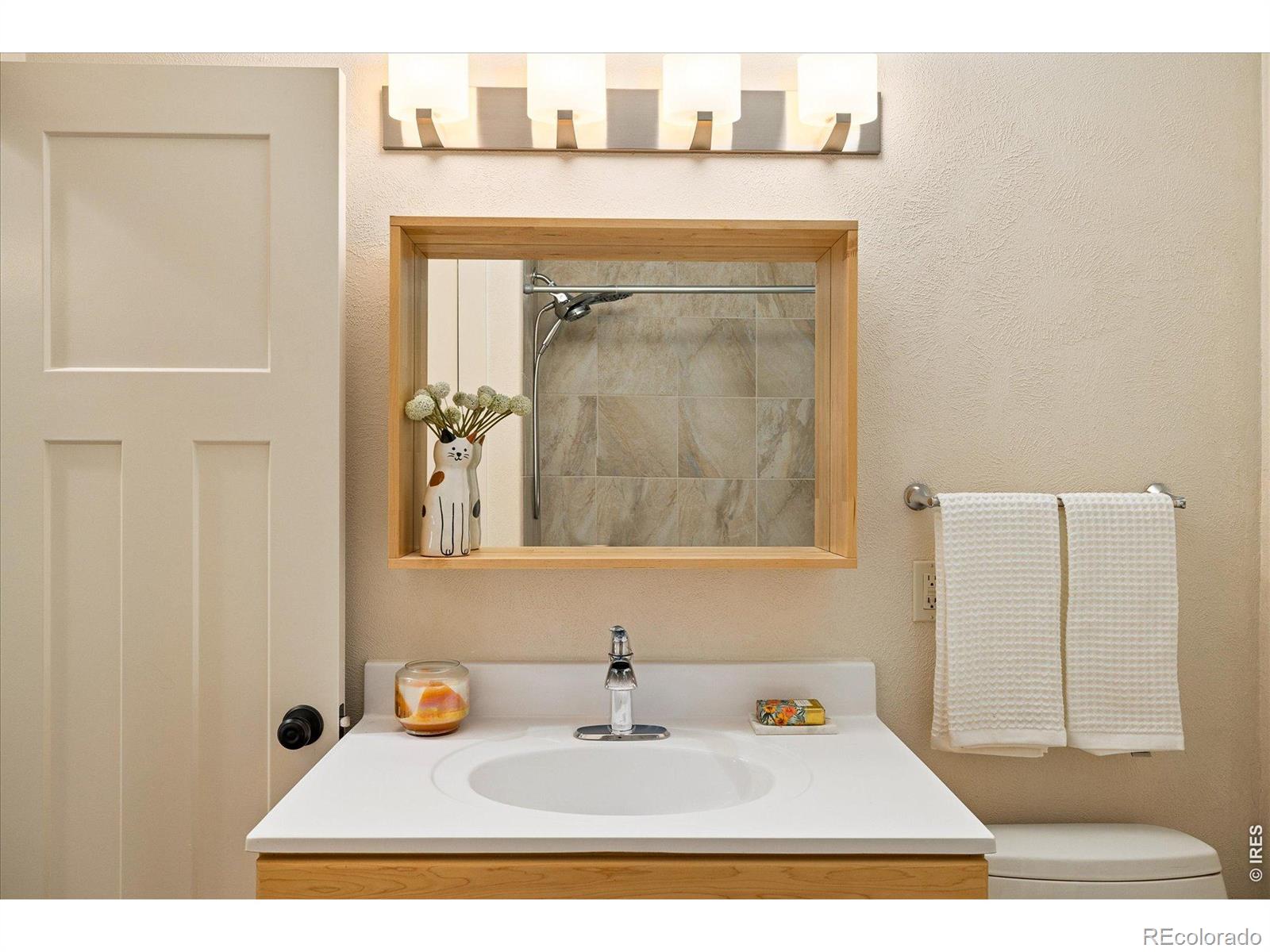 MLS Image #17 for 3006  redstone lane,boulder, Colorado