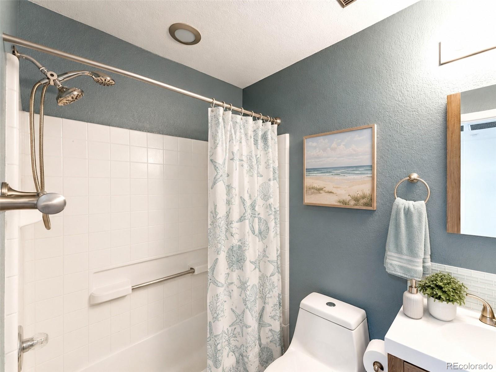 MLS Image #12 for 1055 e 78th place,denver, Colorado