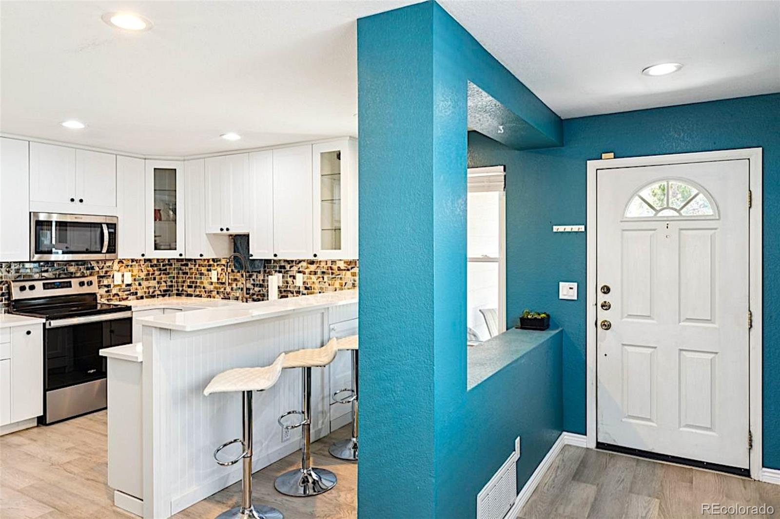 MLS Image #4 for 1055 e 78th place,denver, Colorado