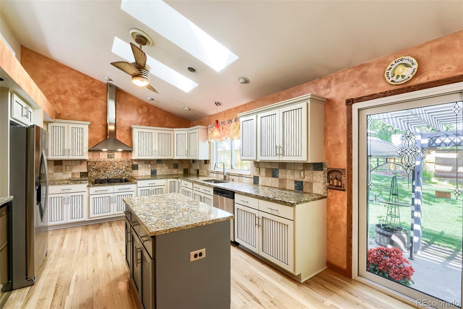 MLS Image #8 for 9210  sugarstone circle,highlands ranch, Colorado