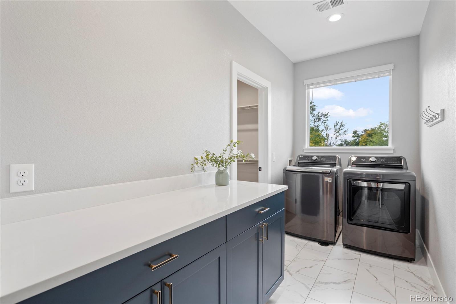MLS Image #29 for 3341 s fairfax street,denver, Colorado
