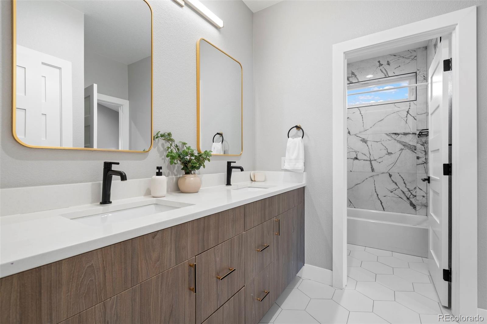MLS Image #32 for 3341 s fairfax street,denver, Colorado