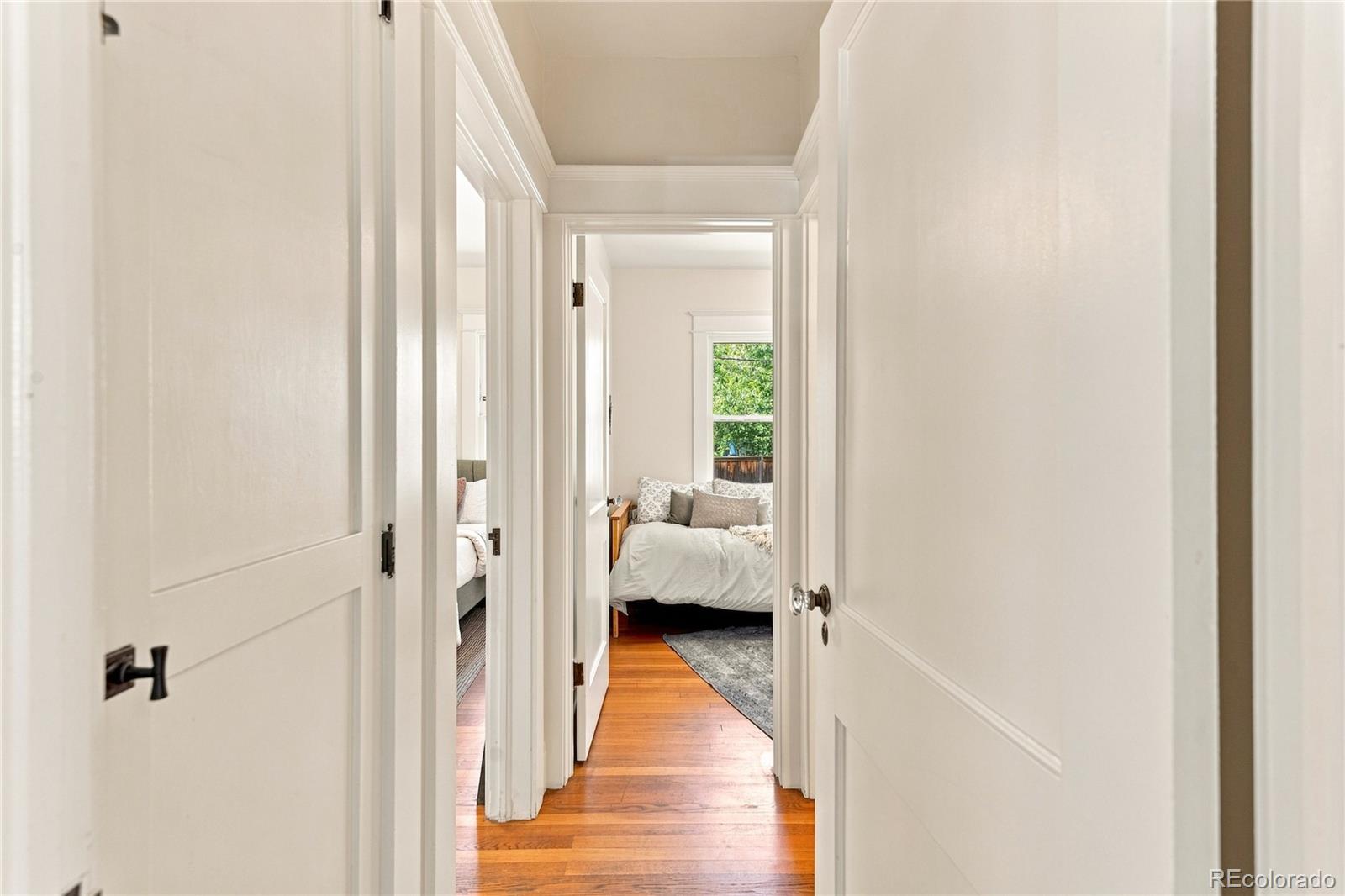 MLS Image #17 for 827  harrison street,denver, Colorado