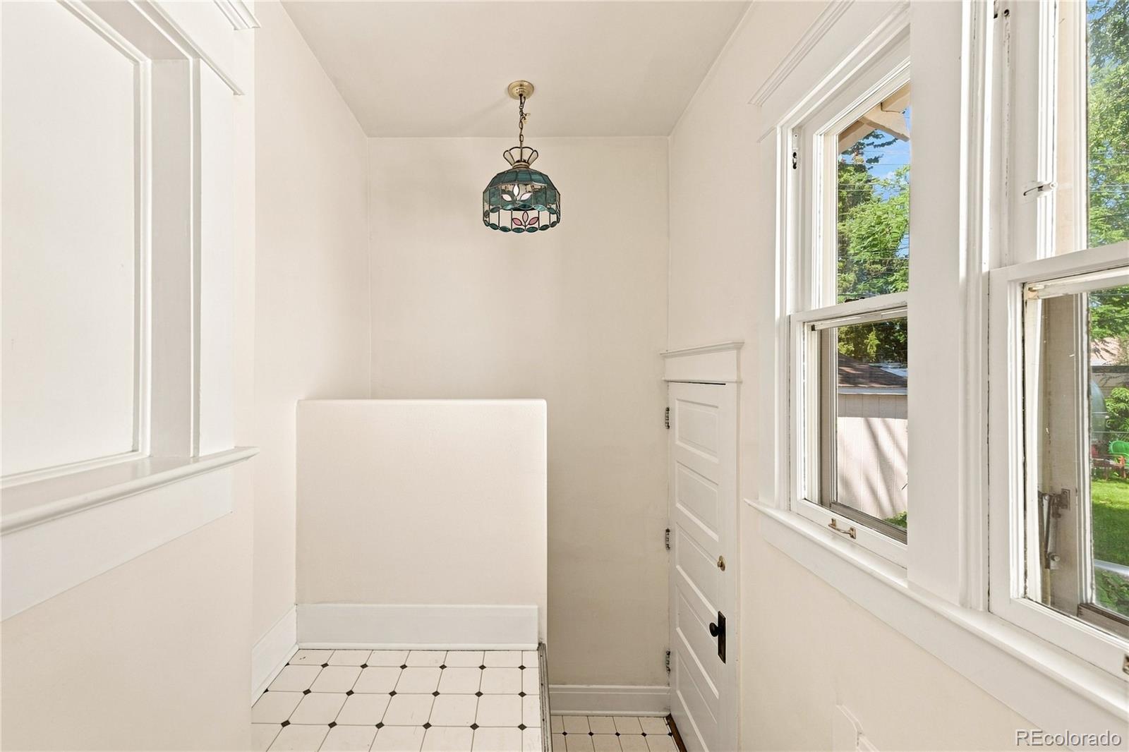 MLS Image #20 for 827  harrison street,denver, Colorado
