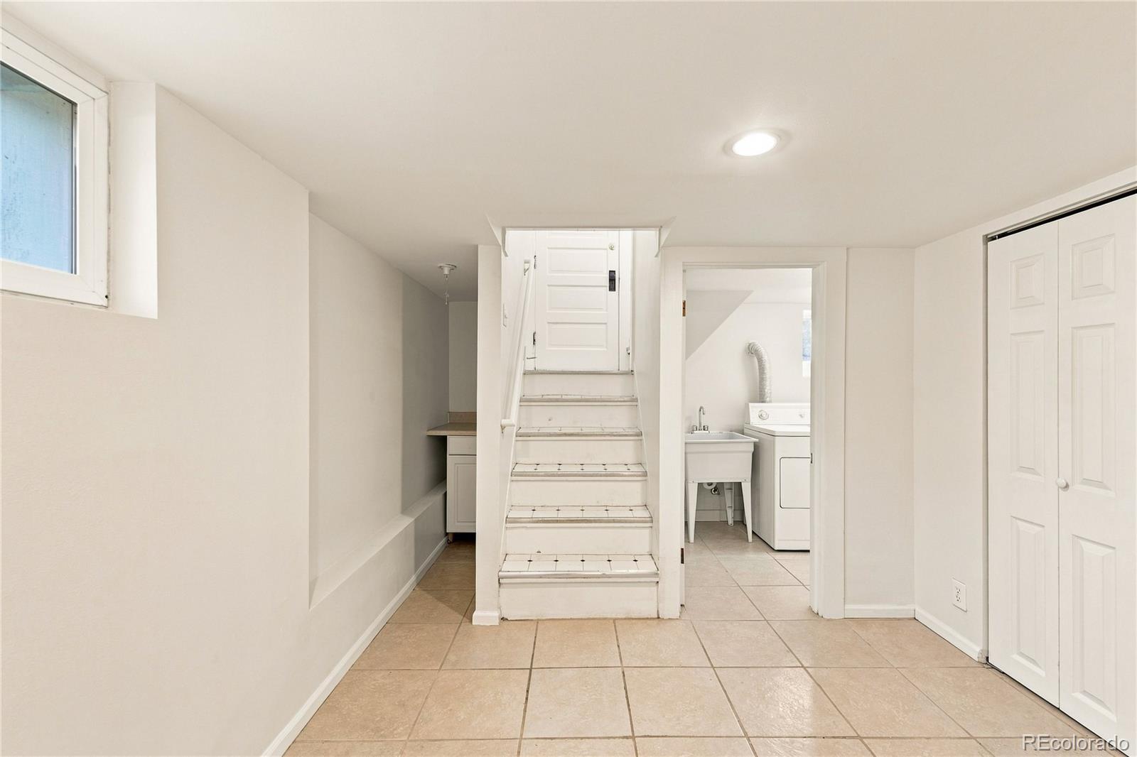 MLS Image #21 for 827  harrison street,denver, Colorado