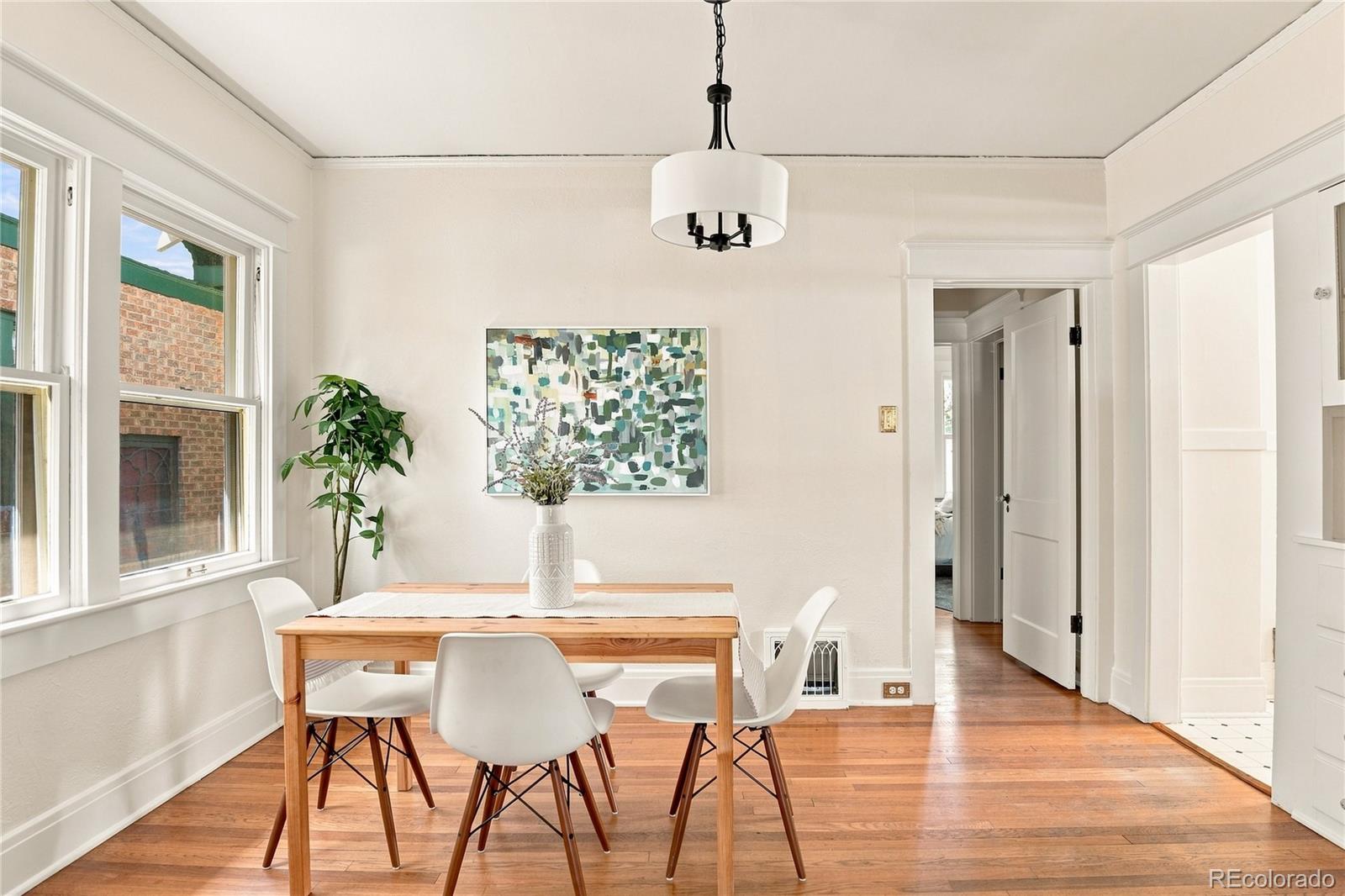 MLS Image #7 for 827  harrison street,denver, Colorado