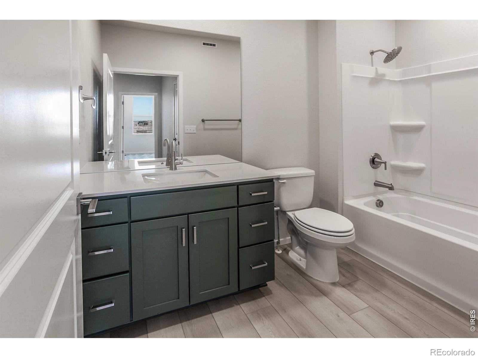 MLS Image #10 for 774  trumpet court,windsor, Colorado