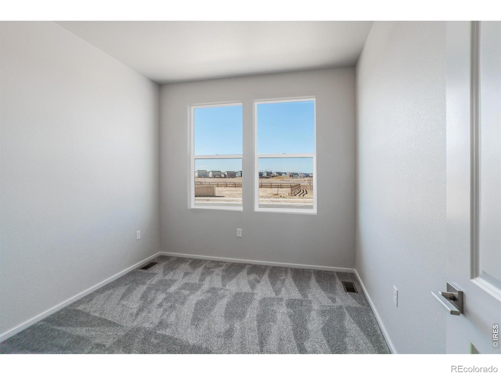 MLS Image #8 for 774  trumpet court,windsor, Colorado