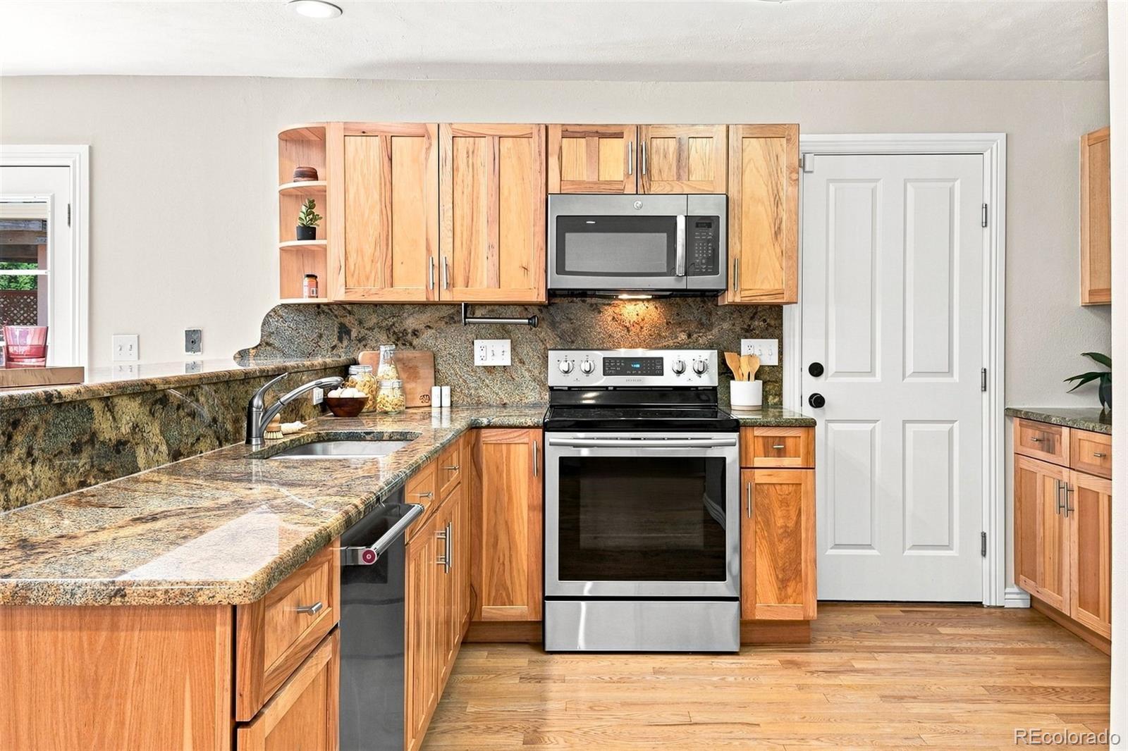 MLS Image #15 for 15839 e arkansas drive,aurora, Colorado
