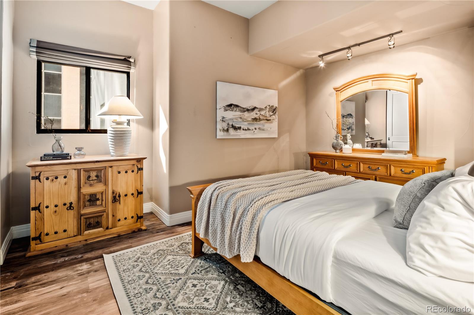 MLS Image #17 for 1777  larimer street,denver, Colorado