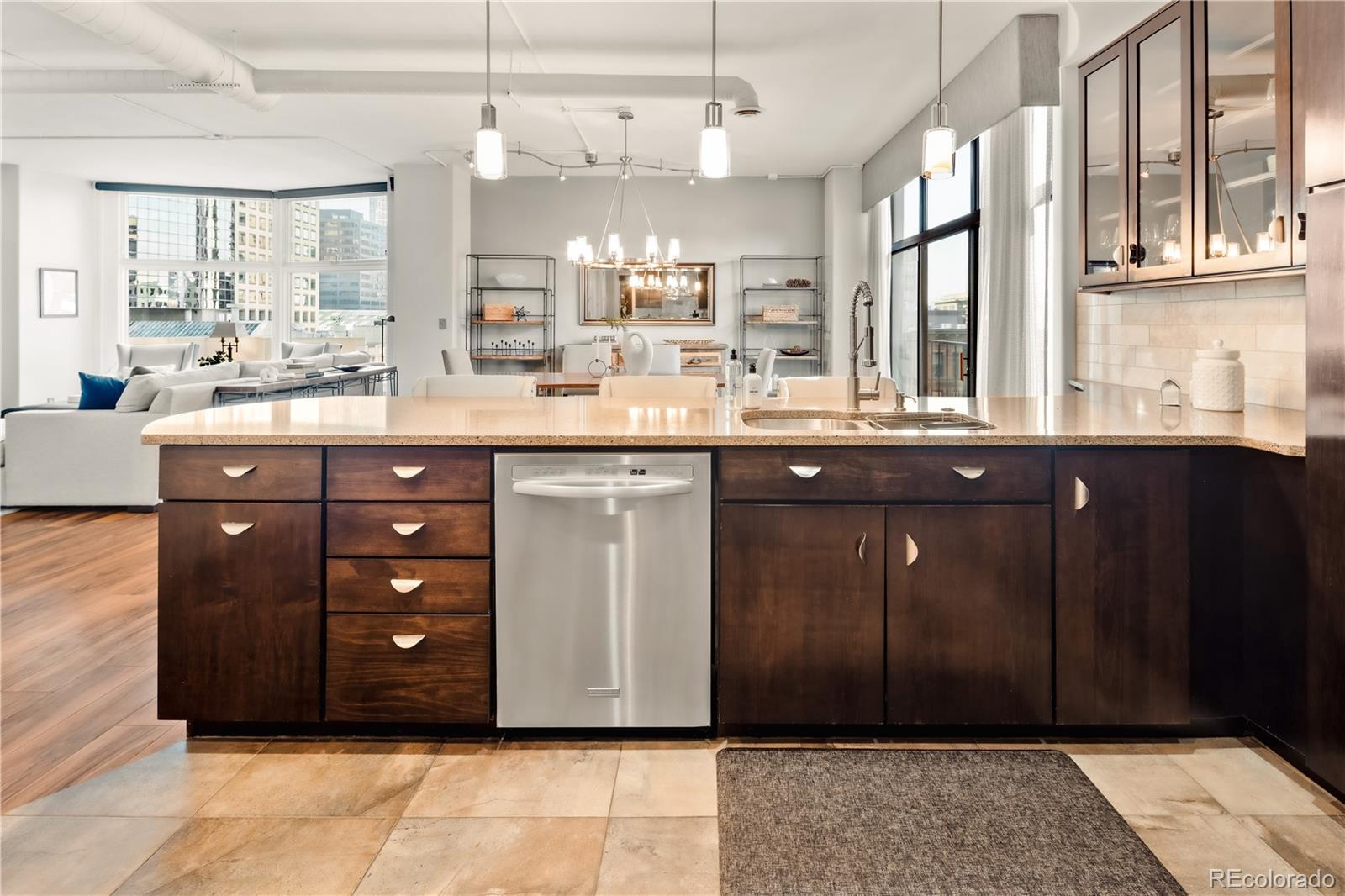 MLS Image #6 for 1777  larimer street,denver, Colorado